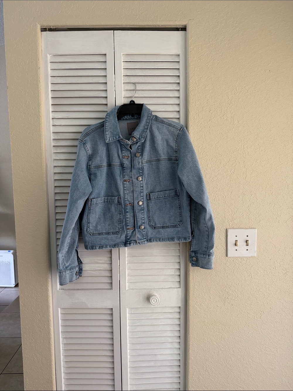 JOE'S JEANS crop patch pocket denim jacket size large